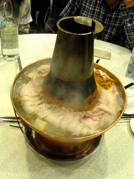 東北金稻子酸白菜火鍋：東北金稻子酸白菜火鍋 - 推薦酸白菜火鍋~