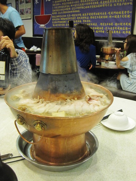 東北金稻子酸白菜火鍋：東北金稻子酸白菜火鍋 - 推薦酸白菜火鍋~