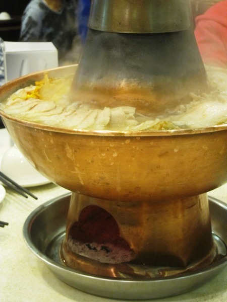 東北金稻子酸白菜火鍋：東北金稻子酸白菜火鍋 - 推薦酸白菜火鍋~