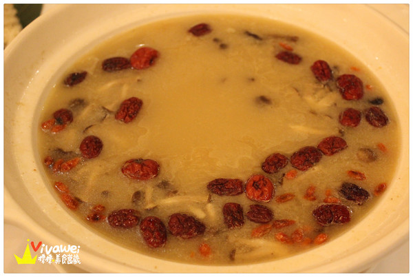 六福皇宮飯店-留園:台北中山區|黃金蟲草什菌鍋_斯里蘭卡大沙公『六福皇宮飯店-留園』