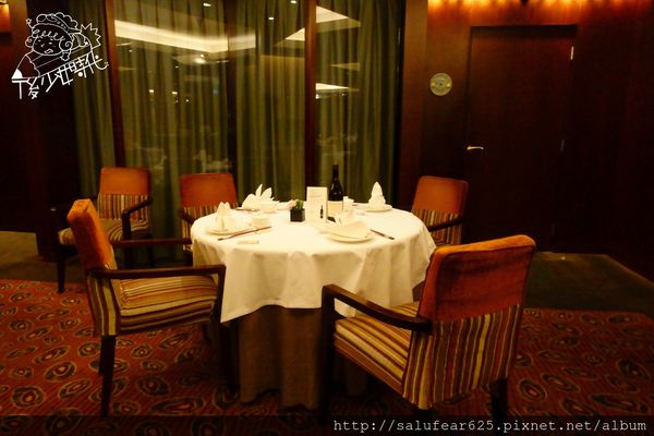 後少女時代　六福皇宮　留園上海料理