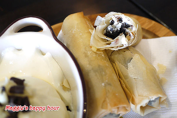 水牛城美式餐廳 BFLO:【水牛城美式餐廳 BFLO】超豪邁的炭烤戰斧豬排。招牌水牛城酸辣雞翅