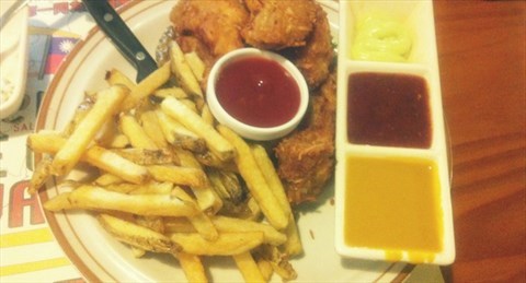 酥炸雞肉餐 - 中山區的佛客漢堡)