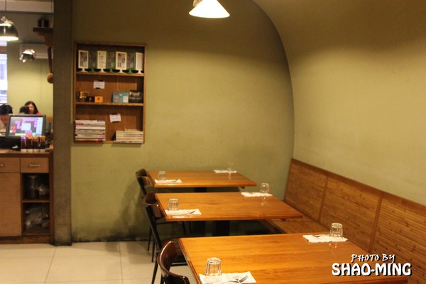 Forkers佛客漢堡(中山店)：(中山)午食刻，對味好料『FORKERS佛客漢堡(中山店)』巷弄異國美食