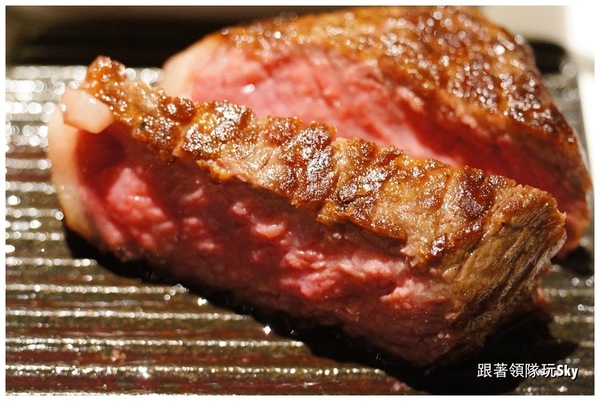 地中海牛排館(歐華酒店):超好吃神戶肋眼牛排【 歐華酒店 地中海牛排館】跟著領隊玩