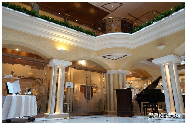 地中海牛排館(歐華酒店):超好吃神戶肋眼牛排【 歐華酒店 地中海牛排館】跟著領隊玩