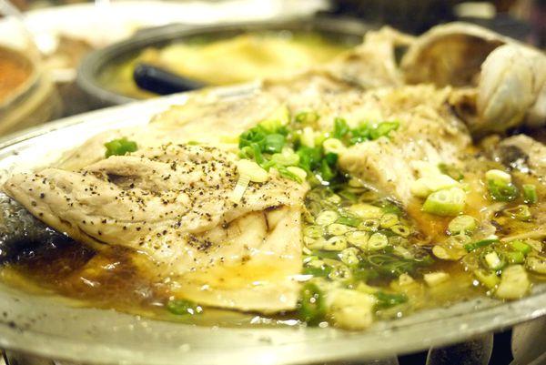 海霸王餐廳(中山店):澎湃又懷舊的辦桌料理。【海霸王餐廳】中山店