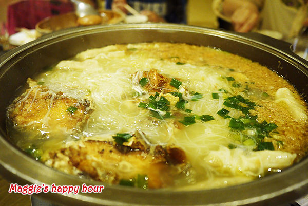 海霸王餐廳(中山店)：【海霸王餐廳中山店】有青才敢大聲。老字號的海鮮之王