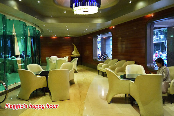 海霸王餐廳(中山店)：【海霸王餐廳中山店】有青才敢大聲。老字號的海鮮之王