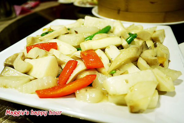 海霸王餐廳(中山店)：【海霸王餐廳中山店】有青才敢大聲。老字號的海鮮之王