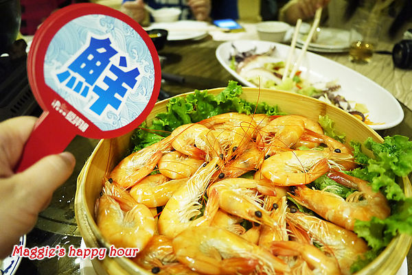 海霸王餐廳(中山店)：【海霸王餐廳中山店】有青才敢大聲。老字號的海鮮之王