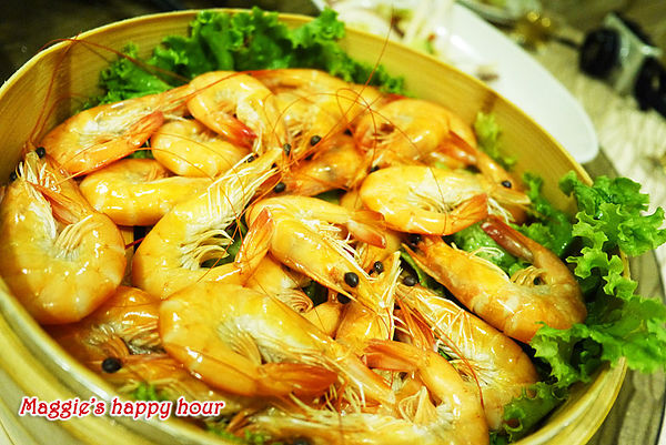 海霸王餐廳(中山店)：【海霸王餐廳中山店】有青才敢大聲。老字號的海鮮之王