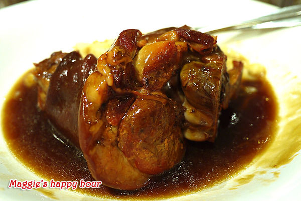 海霸王餐廳(中山店)：【海霸王餐廳中山店】有青才敢大聲。老字號的海鮮之王