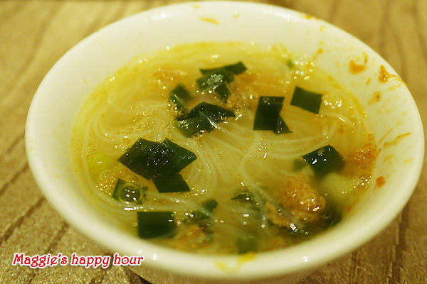 海霸王餐廳(中山店)：【海霸王餐廳中山店】有青才敢大聲。老字號的海鮮之王