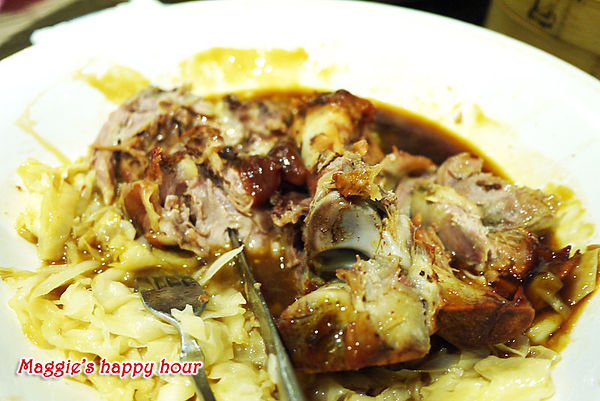 海霸王餐廳(中山店)：【海霸王餐廳中山店】有青才敢大聲。老字號的海鮮之王