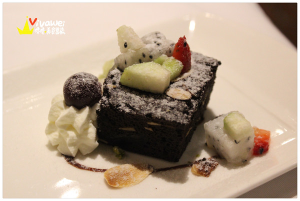 華國大飯店-帝國牛排館:台北中山區|週日限定Prime牛排吃到飽『華國大飯店帝國牛排館_Sonoma Grill』