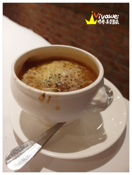 華國大飯店-帝國牛排館:台北中山區|週日限定Prime牛排吃到飽『華國大飯店帝國牛排館_Sonoma Grill』