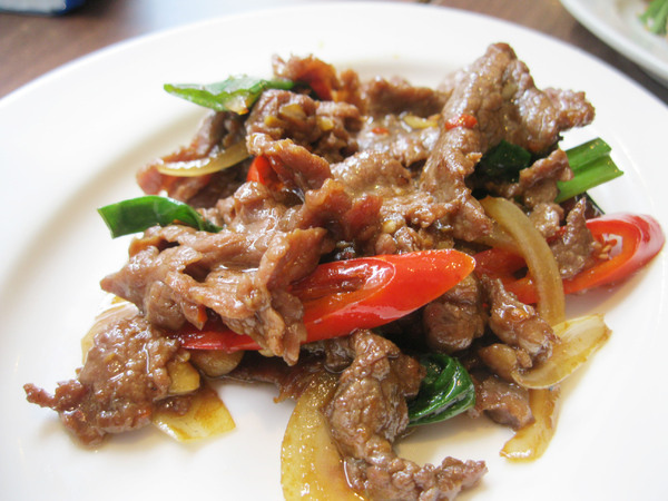 泰品泰式料理:【台北吃到飽】現點現做!口味道地!泰品泰式料理!