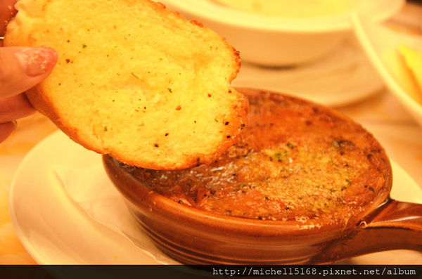 LA PASTA義大利麵屋