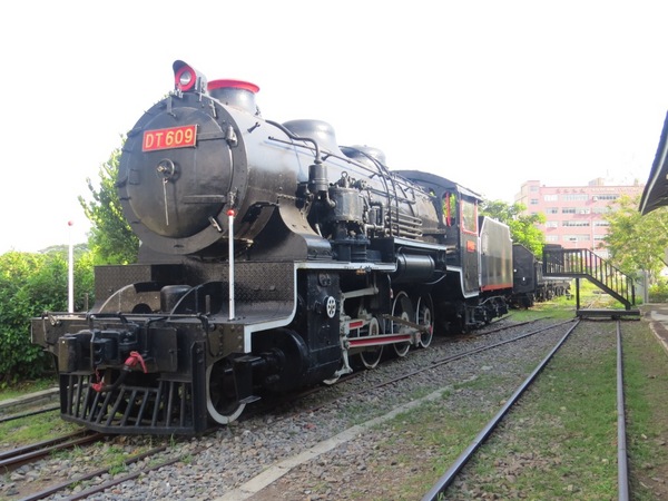 打狗鐵道故事館：原來還有後花園的【高雄打狗鐵道故事館】