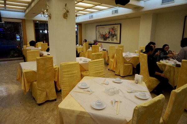 觀世音素食餐廳：[中山國小]觀世音素菜餐廳：這個素菜真厲害！