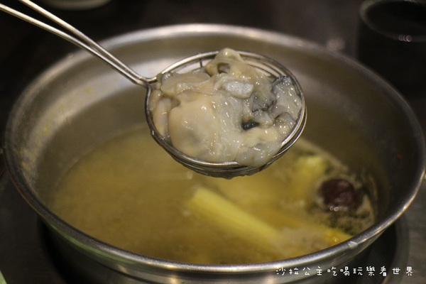 鍋饕精緻涮涮鍋(大直店):台北‧大直高人氣美食『鍋饕精緻涮涮鍋』捷運大直站/和牛