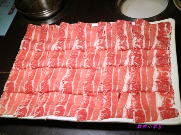 鍋饕精緻涮涮鍋(大直店)：【台北美食】大口吃肉，鍋饕精緻涮涮鍋@大直