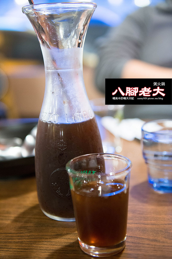 八腳老大螃蟹粥火鍋:【台北|八腳老大】吃到滿足幸福感的溫潤螃蟹粥火鍋