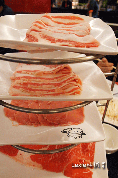 小蒙牛頂級養生麻辣鍋18