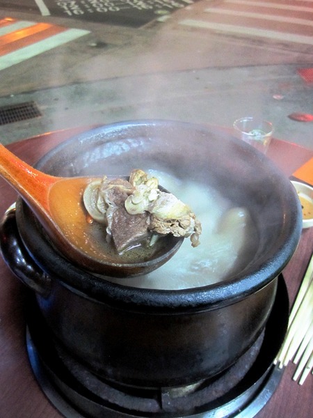 榮星羊雞城:榮星羊雞城 - 割菜雞和