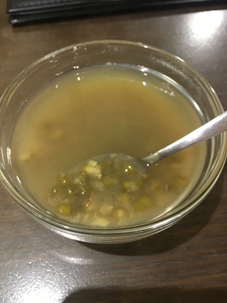 和田精緻涮涮鍋(新光南西二館)：[捷運中山站食記] 小資女的最愛~和田精緻涮涮鍋/新光三越南西店2館B1美食街