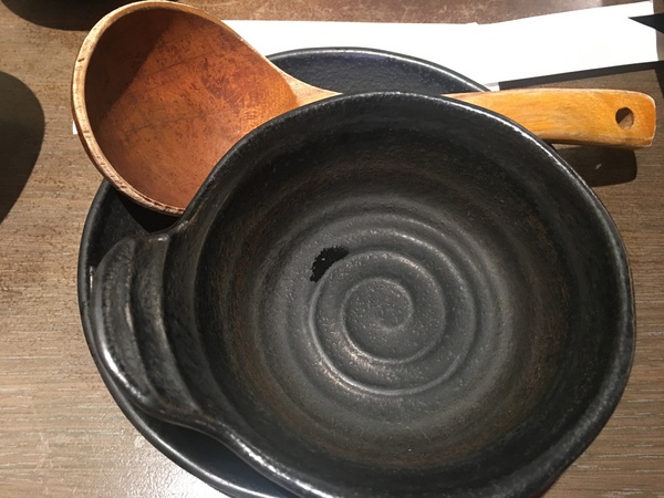 和田精緻涮涮鍋(新光南西二館)：[捷運中山站食記] 小資女的最愛~和田精緻涮涮鍋/新光三越南西店2館B1美食街