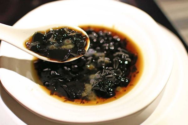 【台北餐廳】本燔野菜農場-近百樣食材359元壽喜燒吃到飽