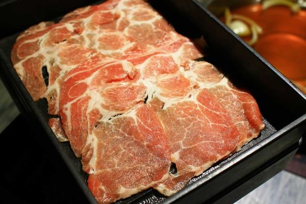 【台北餐廳】本燔野菜農場-近百樣食材359元壽喜燒吃到飽