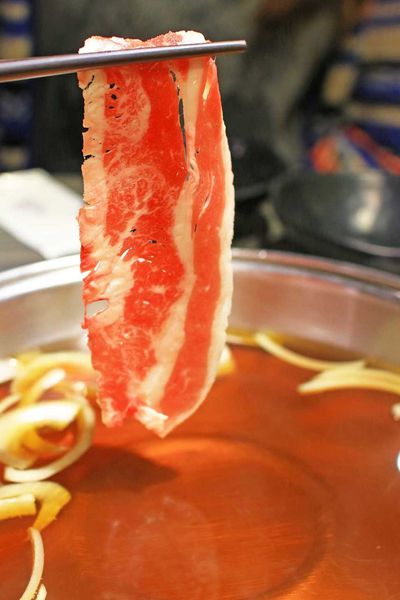 【台北餐廳】本燔野菜農場-近百樣食材359元壽喜燒吃到飽