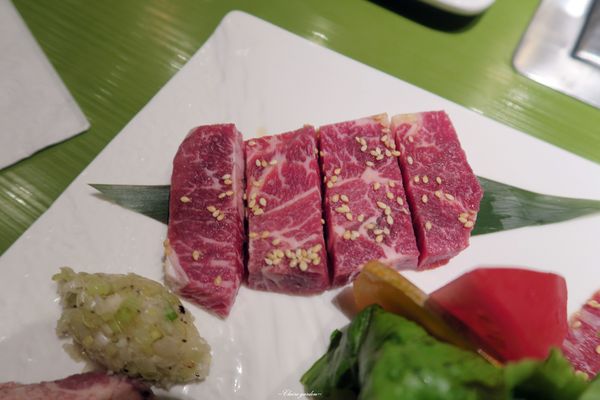 原燒優質原味燒肉(台北南京東店)：[試吃]台北 捷運中山站 原燒~原選海陸雙饗一次吃遍13海陸主食