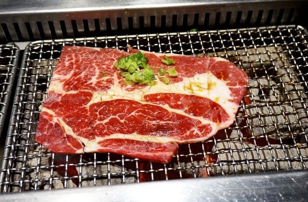 原燒優質原味燒肉(台北南京東店)：原燒新品試吃：海陸双饗雙人套餐