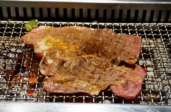 原燒優質原味燒肉(台北南京東店)：原燒新品試吃：海陸双饗雙人套餐