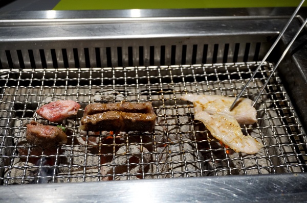 原燒優質原味燒肉(台北南京東店)：原燒新品試吃：海陸双饗雙人套餐