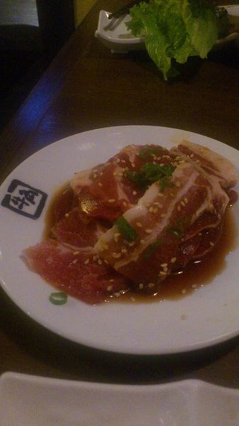 牛角日式炭火燒肉(中山店)：＊台北 中山站～肉！大口吃肉！牛角日式炭火燒肉＊