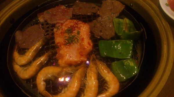 牛角日式炭火燒肉(中山店)：＊台北 中山站～肉！大口吃肉！牛角日式炭火燒肉＊