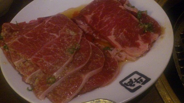 牛角日式炭火燒肉(中山店)：＊台北 中山站～肉！大口吃肉！牛角日式炭火燒肉＊