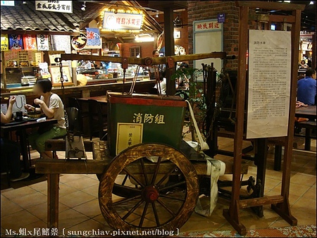 谷林鐵板燒(大直家樂福店)：［台北大直］濃濃復古味．大食代大直旗艦店｜谷林鐵板燒｜