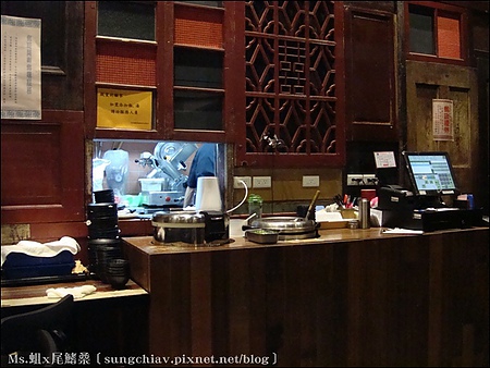 谷林鐵板燒(大直家樂福店)：［台北大直］濃濃復古味．大食代大直旗艦店｜谷林鐵板燒｜