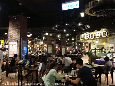 谷林鐵板燒(大直家樂福店)：［台北大直］濃濃復古味．大食代大直旗艦店｜谷林鐵板燒｜