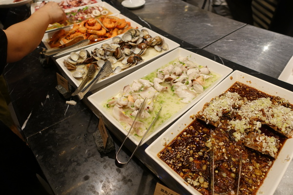 晶華酒店-柏麗廳:(胖樺食記)捷運中山站高級buffet吃到飽「晶華酒店柏麗廳Brasserie」/甜點海鮮超棒,必會再訪