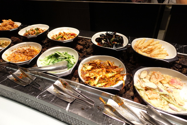 晶華酒店-柏麗廳:(胖樺食記)捷運中山站高級buffet吃到飽「晶華酒店柏麗廳Brasserie」/甜點海鮮超棒,必會再訪