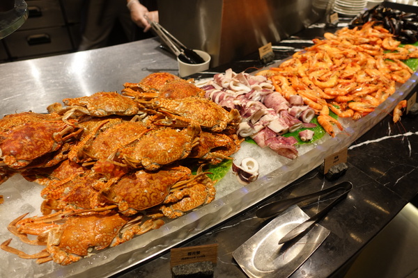 晶華酒店-柏麗廳:(胖樺食記)捷運中山站高級buffet吃到飽「晶華酒店柏麗廳Brasserie」/甜點海鮮超棒,必會再訪