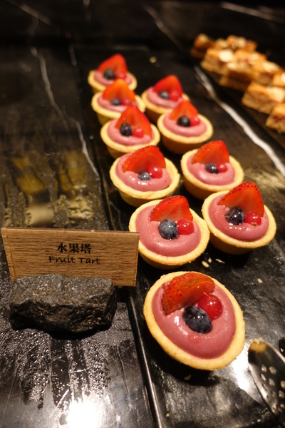 晶華酒店-柏麗廳:(胖樺食記)捷運中山站高級buffet吃到飽「晶華酒店柏麗廳Brasserie」/甜點海鮮超棒,必會再訪