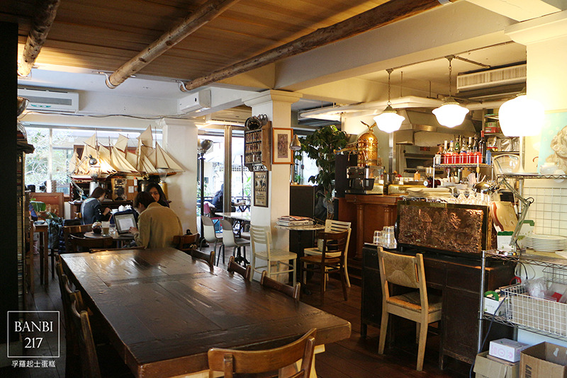 Banbi217 美食旅遊: 孚羅起士蛋糕咖啡館:溫暖的下午茶甜點(捷運中山國中站)